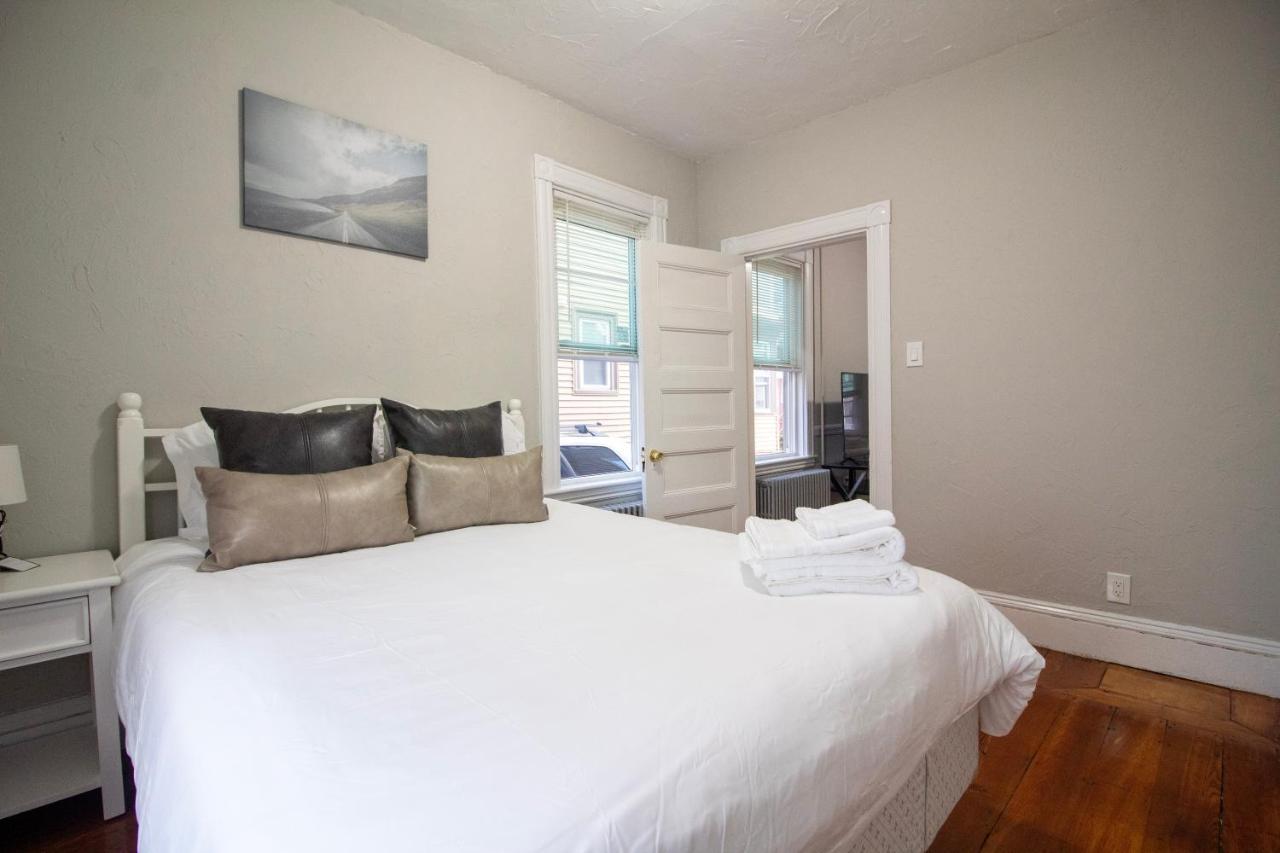 2 Bedroom Condo Close To Boston And Cambridge With Free Parkings Dış mekan fotoğraf