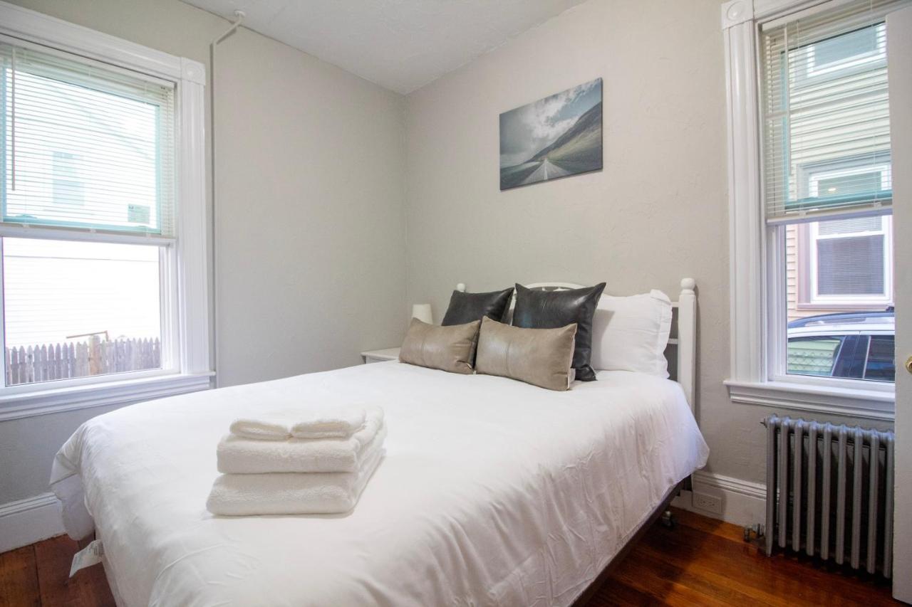 2 Bedroom Condo Close To Boston And Cambridge With Free Parkings Dış mekan fotoğraf